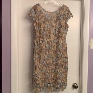 Beautiful Xscape dress
